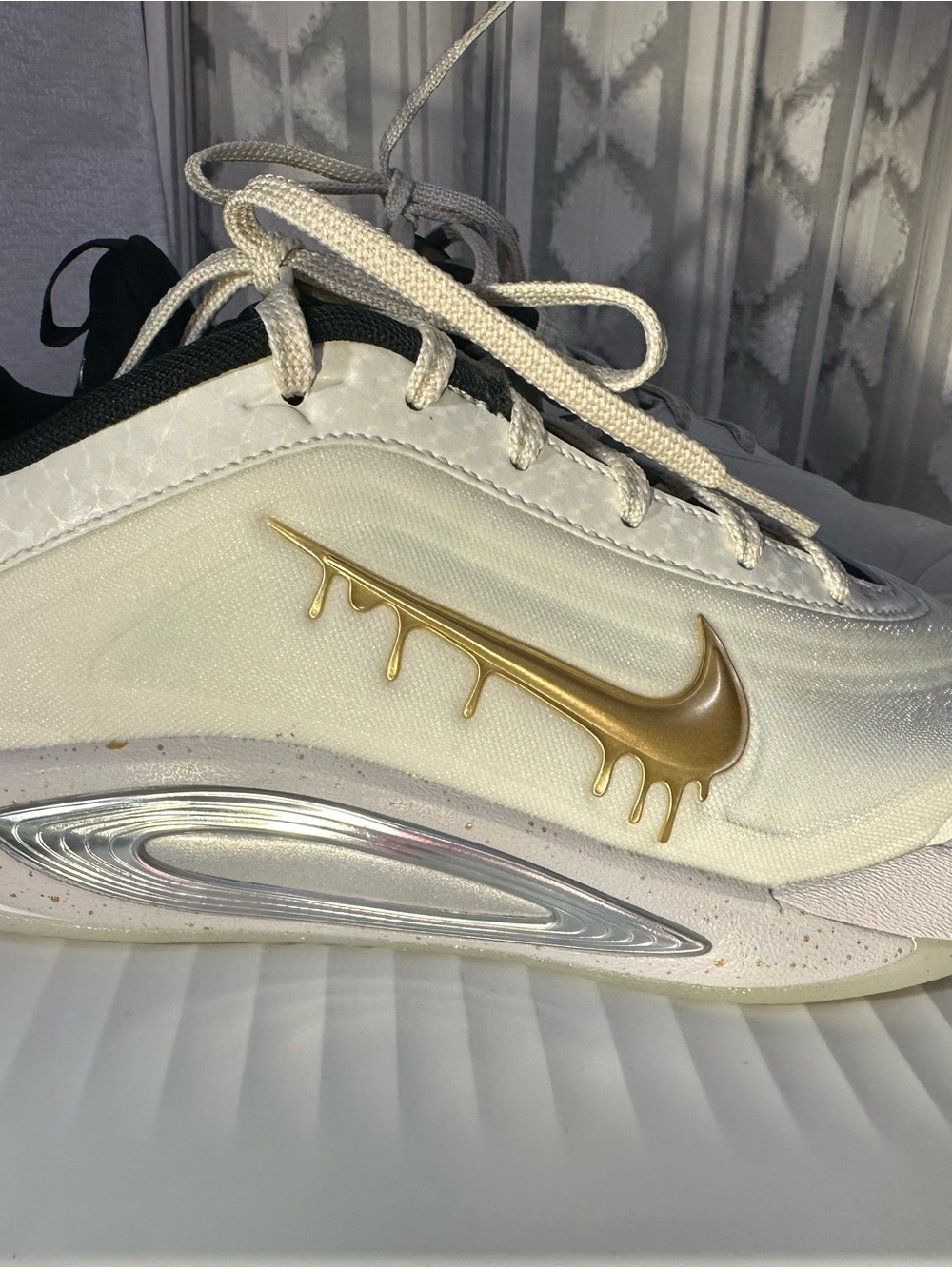 Nike A'One "Unanimous" kids size 4.5Y
